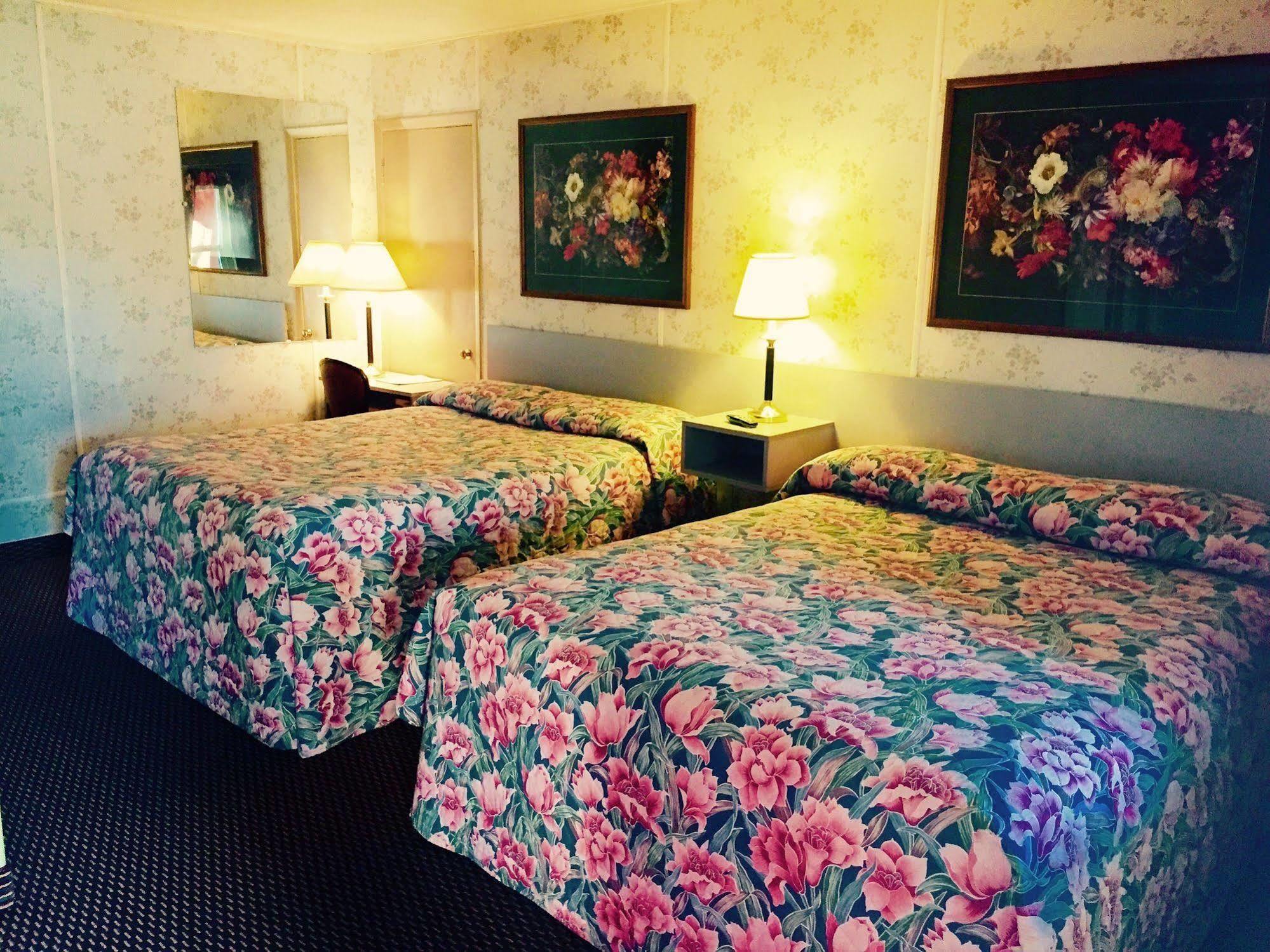 Travelers Inn Motel Сейлем Экстерьер фото