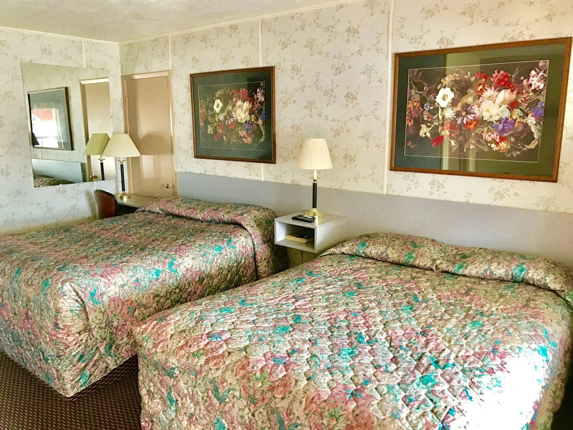 Travelers Inn Motel Сейлем Экстерьер фото